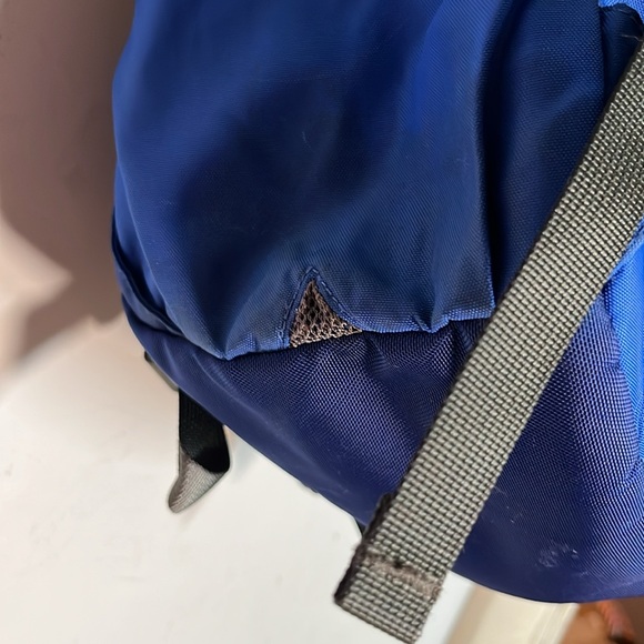 Patagonia Refugio 28L Pack Backpack Blue
Padded Hiking Outdoors Laptop - Picture 14 of 16